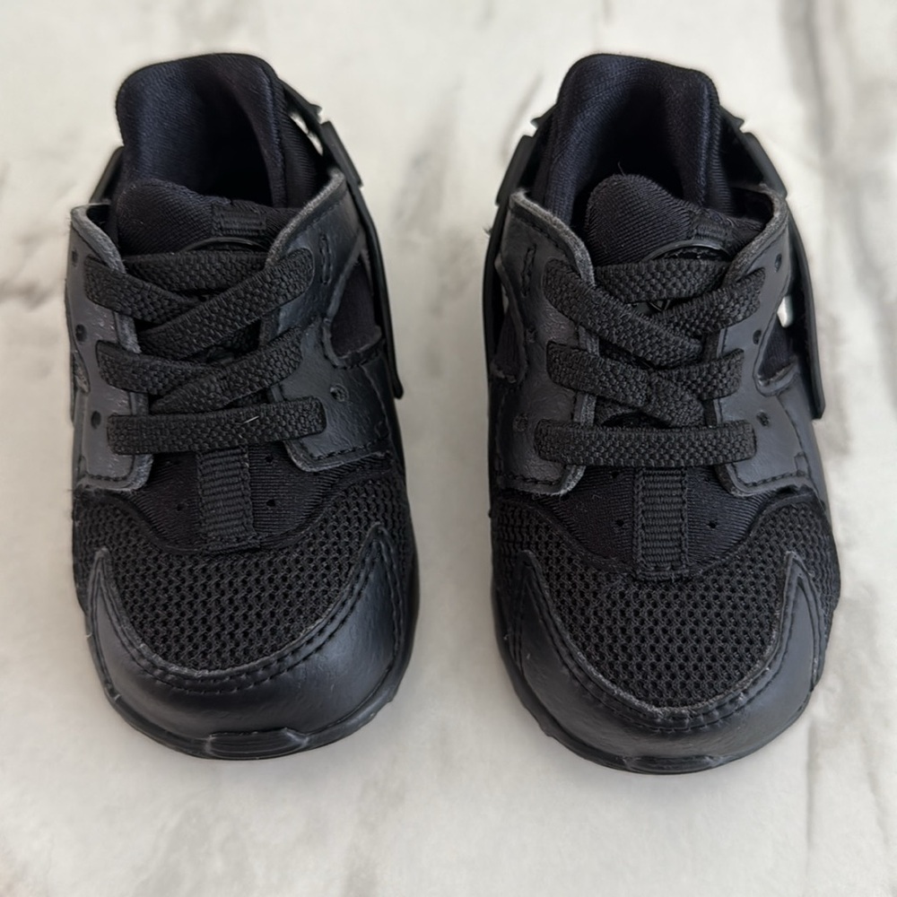 NIKE Baby/Toddler Huarache Run Sneaker Sz 3C - Picture 2 of 6